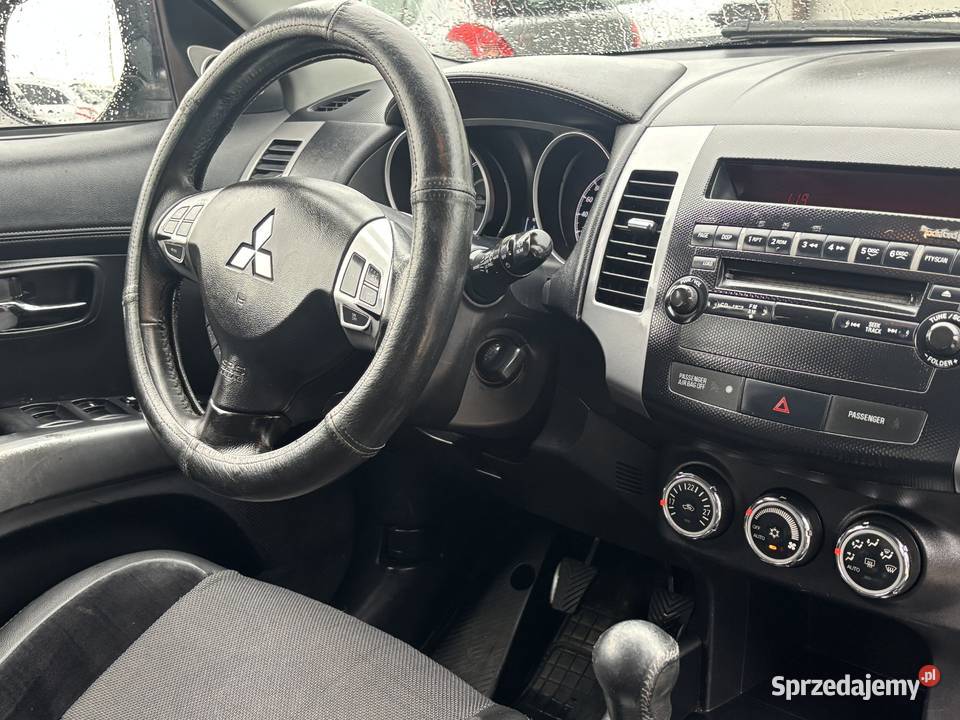 Mitsubishi Outlander 2009r 4x4 7osobowy Paniówki sprzedam