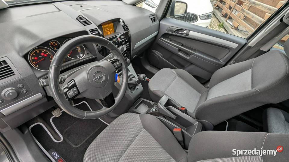 Opel Zafira 16i116OPŁACONABezwypadkowy7Osób Częstochowa