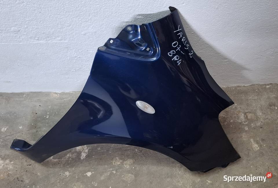 Błotnik Prawy Przód Toyota Yaris 2 Sandomierz