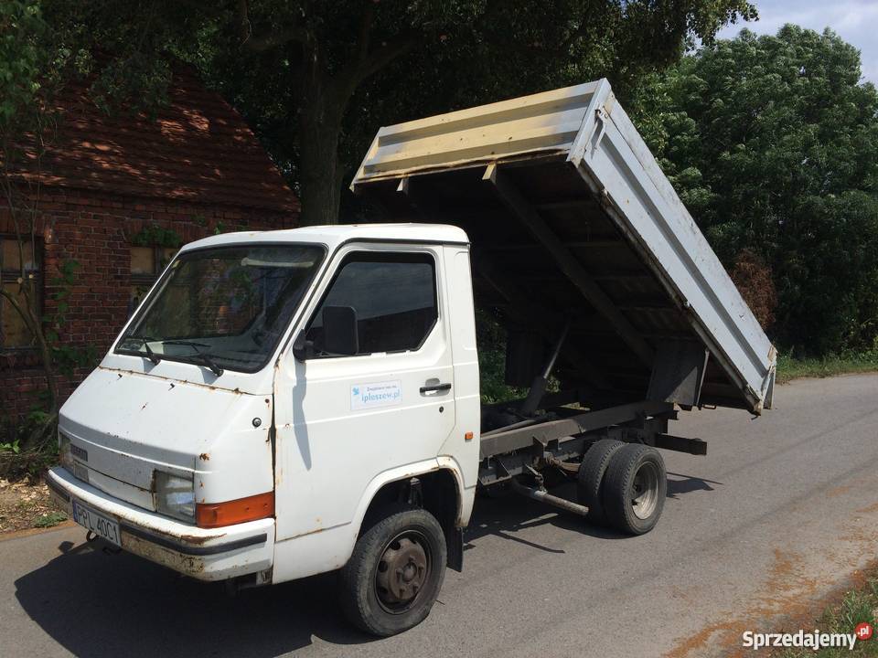 NISSAN TRADE WYWROTKA KIPPER OKAZJA Nissan Piekarzew