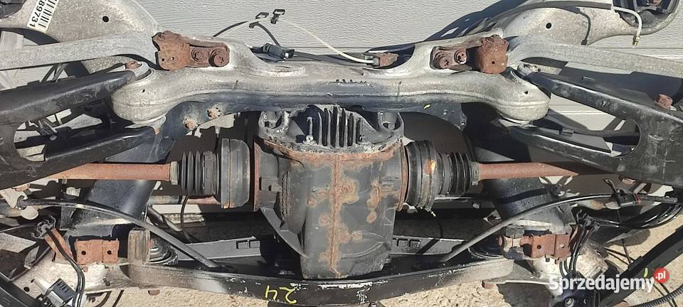 MERCEDES E500 AMG W211 ZAWIESZNIE TYŁ KOMPLET