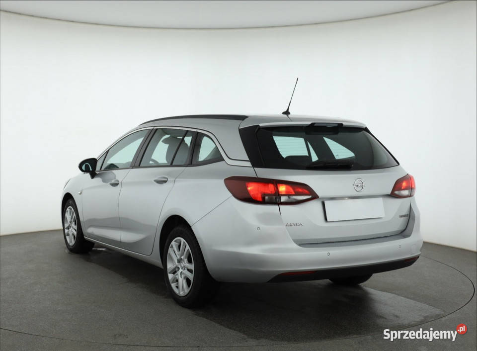 Opel Astra 14 T Piaseczno
