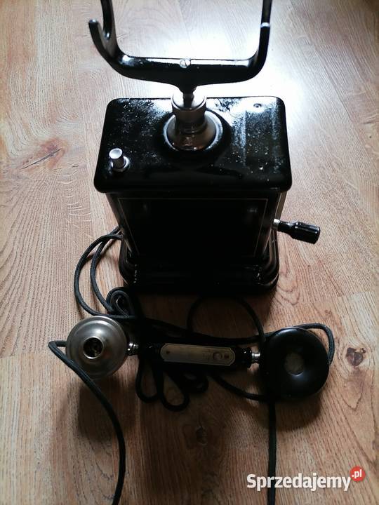 Stary telefon na korbke z lat 50 lat 30 tych Kraków