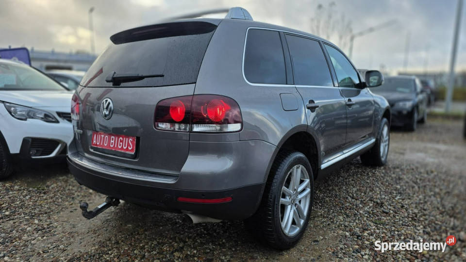 Volkswagen Touareg 4X4 automat super stan mały
