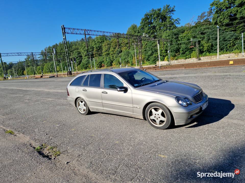 Sprzedam zamienię Rok produkcji 2004 Klasa C