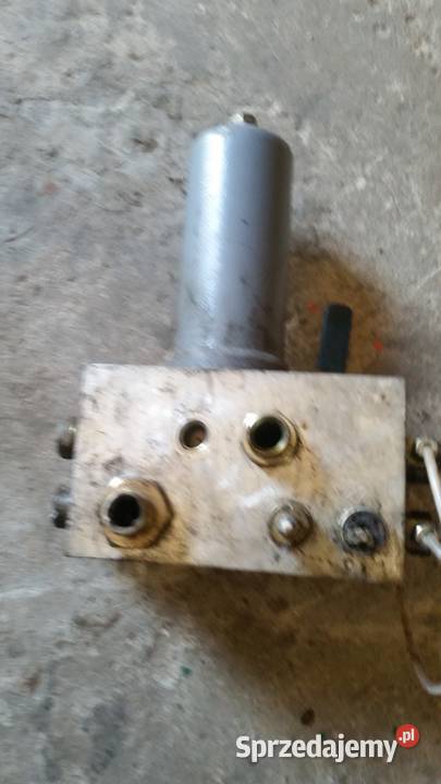 rozdzielacz hdrauliczny świętokrzyskie Ćmielów