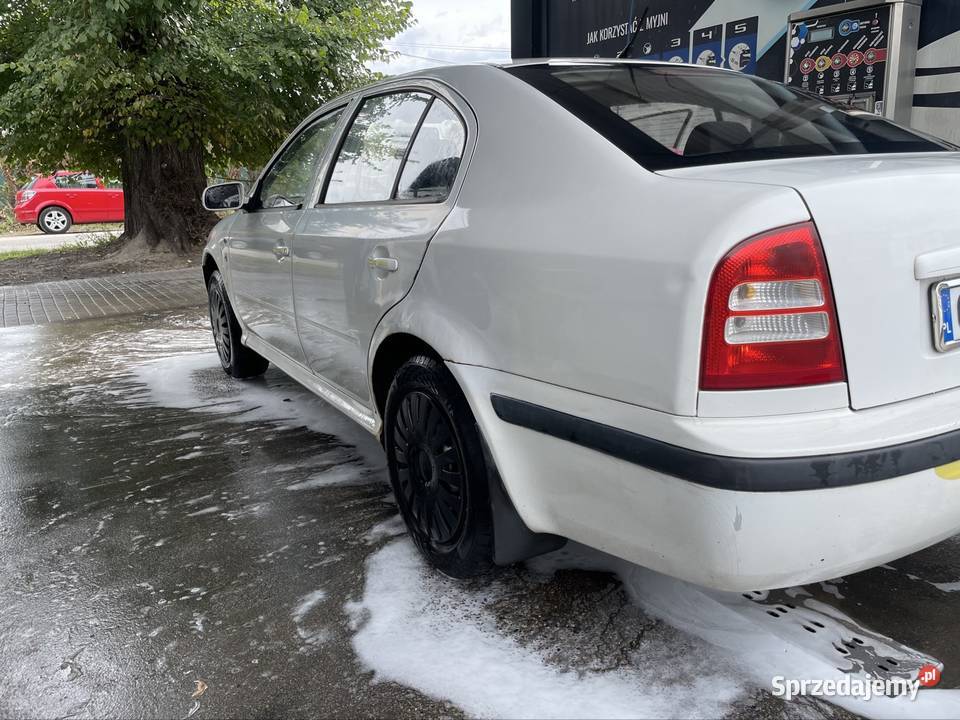 Skoda Octavia I Tour A4 16 MPI LPG kupiony w polskim salonie Bydgoszcz sprzedam
