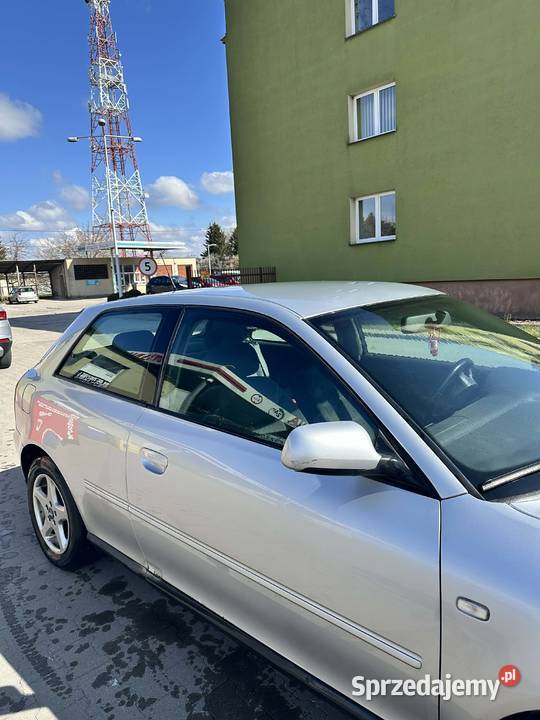 Audi A3 8L 16 benzyna 102 2001 3drzwiowe Rok produkcji 2001 A3 Włodawa