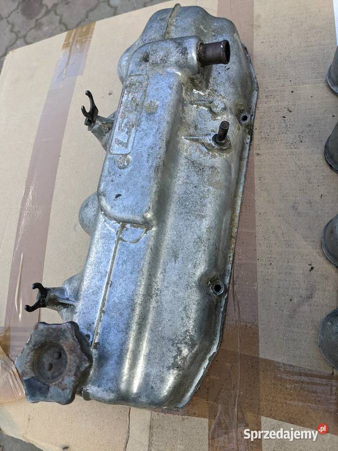 Polonez 1500 FSO Borewicz pokrywa głowicy 1500 Stalowa Wola