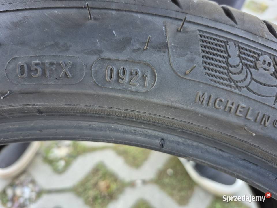 Opony letnie Michelin 20545 R17