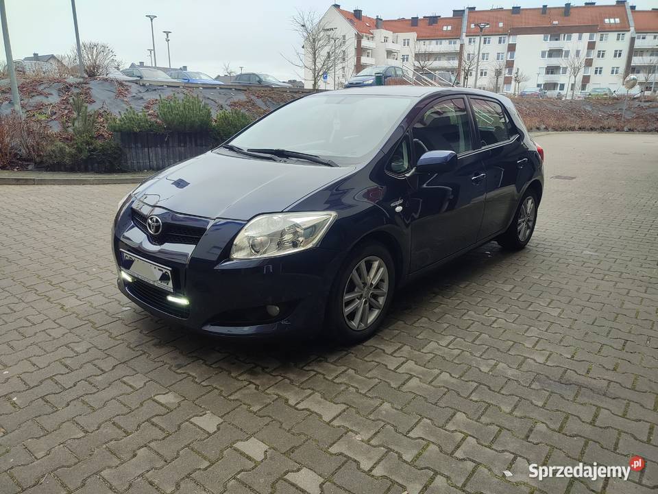 Sprzedam Toyota Auris 13 benzyna 101 z 2009 roku