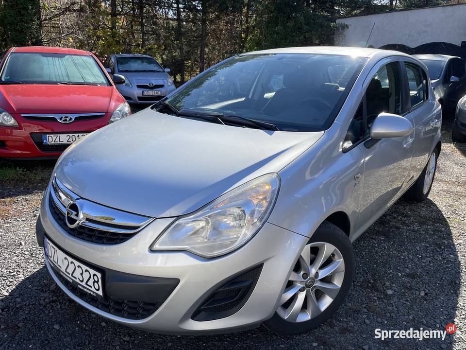 Opel Corsa 13 Benz 2013 5drzwi Zarejestrowana 70KM