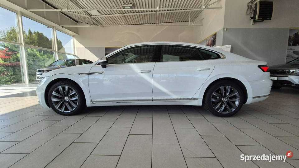 Volkswagen Arteon Samochody osobowe