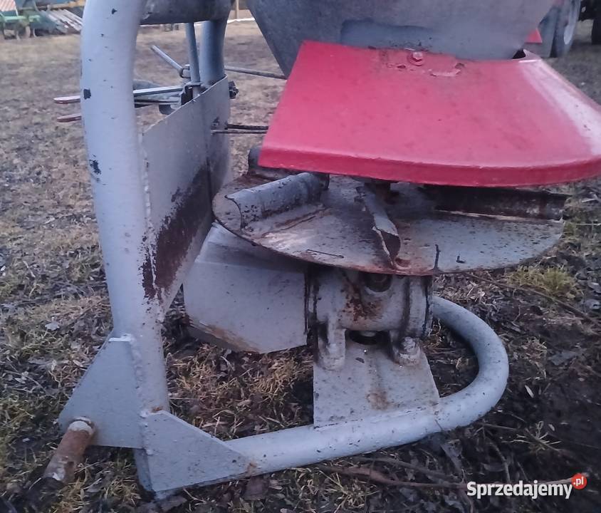 Rozsiewacz nawozu bąk Rozsiewacze nawozów Gniezno