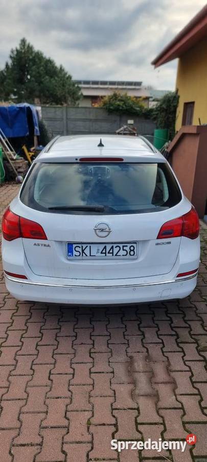 Opel Astra J 17 CDTI 130 2014 Bogate wyposażenie Popów
