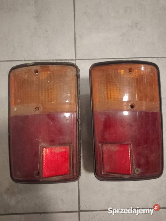 Lampy Fiat 126p tył osobowe świętokrzyskie Ostrowiec Świętokrzyski