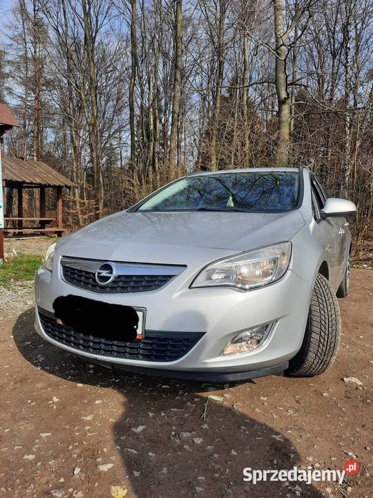 Piekny Opel Astra 14 turbo LPG Astra Wolbrom