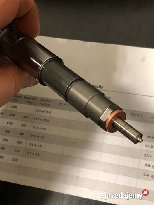 Wtryskiwacz 166007885R A6220700087 Renault osobowe Części