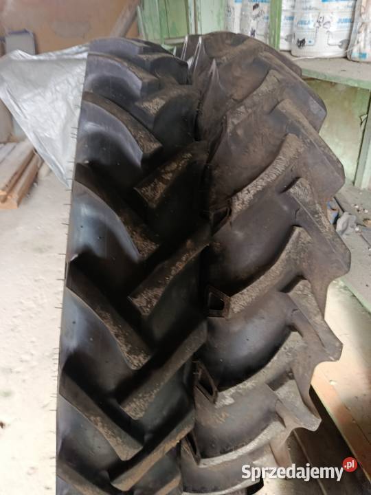 koła wąskie 9536 do C360 Zetor BKT z gwiazdami Posądza