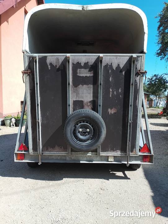 Przyczepa do przewozu dwóch koni Żerdzina