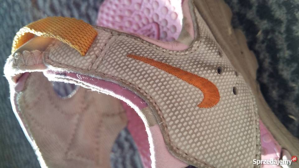Sandały dziewczęce Nike 235 Częstochowa sprzedam