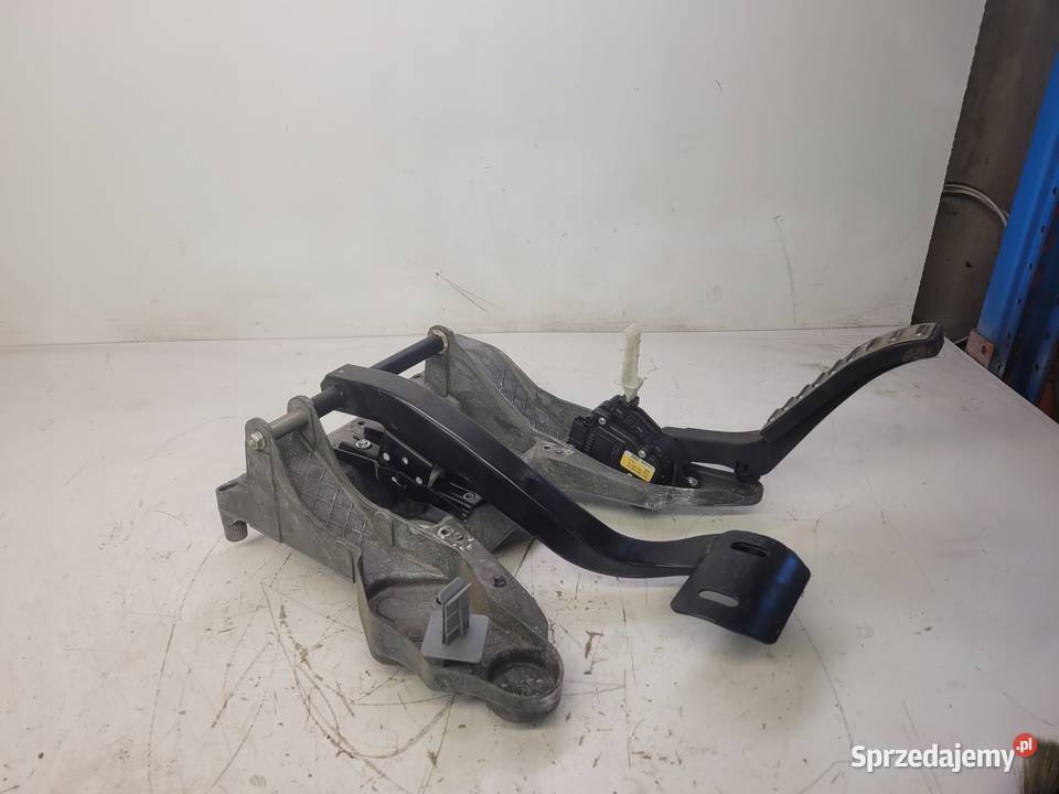 PEDAŁY STELAŻ KOMPLET AUDI Q7 4L 7L8723117