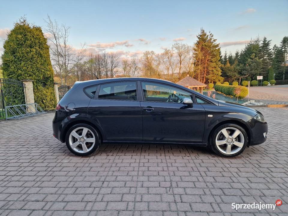 Seat Leon II 1P 19 TDI Niski przebiegAlufelgi 17 ASR (kontrola trakcji) Ryglice