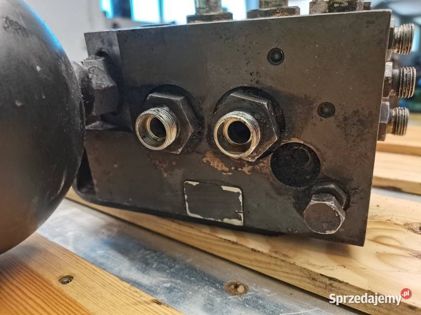 Blok hydrauliczny osi Massey Ferguson 8690 Husco wielkopolskie Wilkowo sprzedam