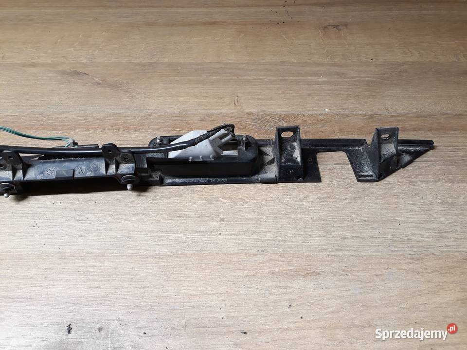 SUBARU OUTBACK LISTWA OŚWIETLENIE TABLICY TYŁ lampki tablicy rejestracyjnej sprzedam