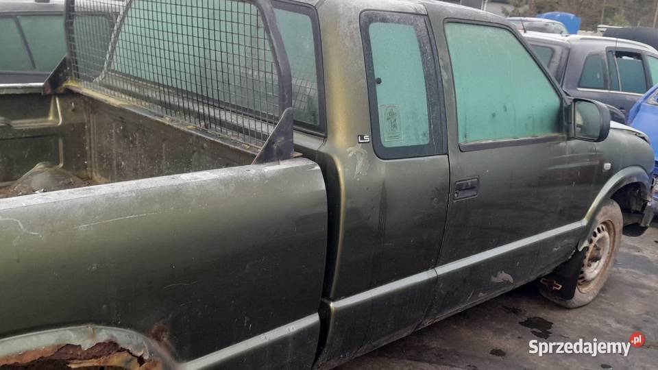Chevrolet s10 ZR2 czesci Nisko