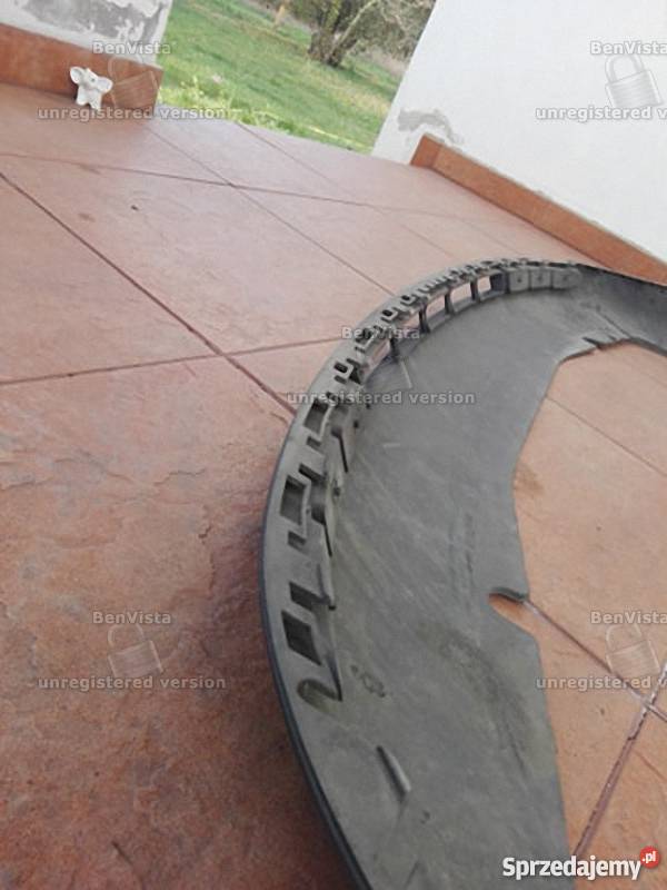 Dokładka zderzaka Audi A4 b5 Skrzynno