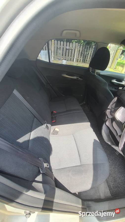 AURIS 122 SALON POLSKA lakier metallic Warszawa