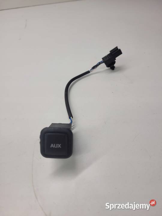 SCHOWEK GNIAZDO AUX AUDI A6 C7 A7 4G0035474A Przystajń