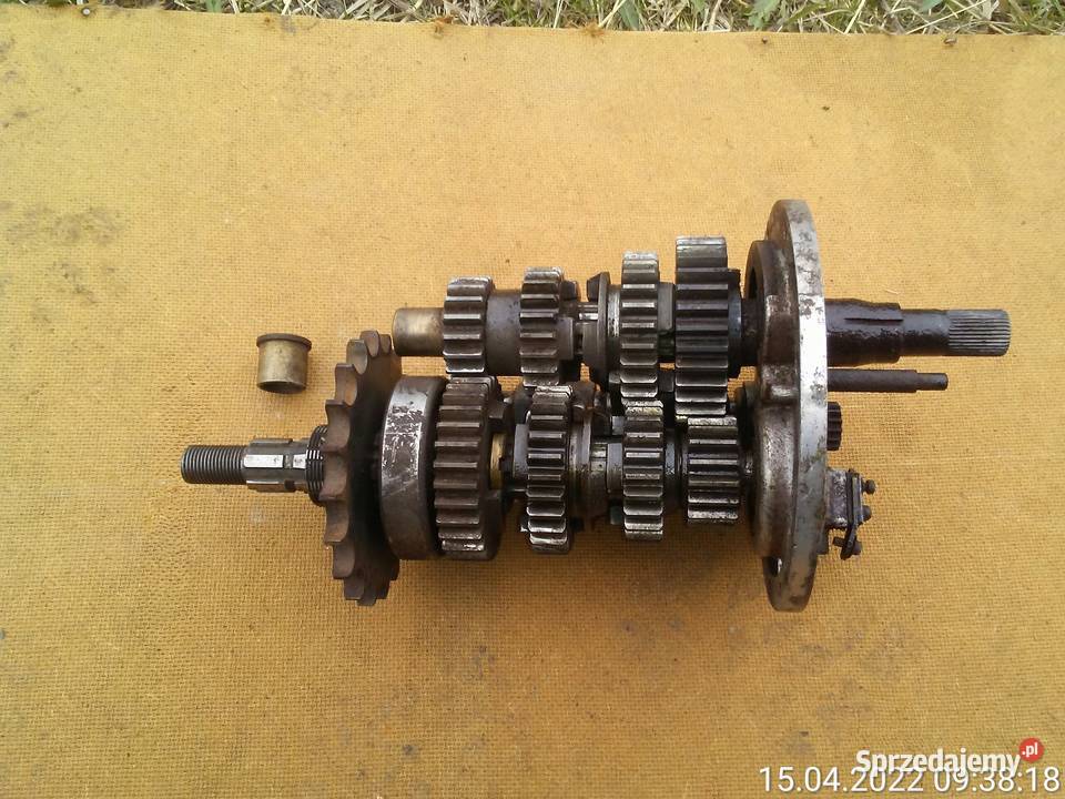 Junak m07 m10 przejściówka skrzynia biegów Silniki i osprzęt Mława