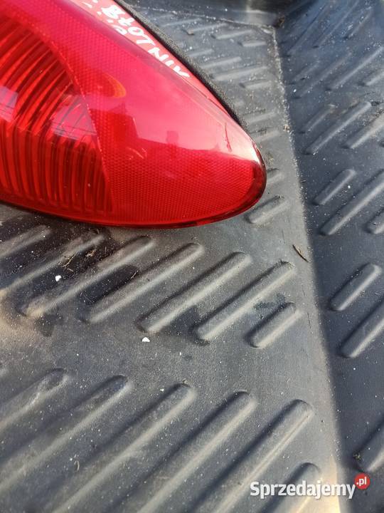 Lampa tył tylna w błotnik prawa lewa Alfa Romeo Szczecin