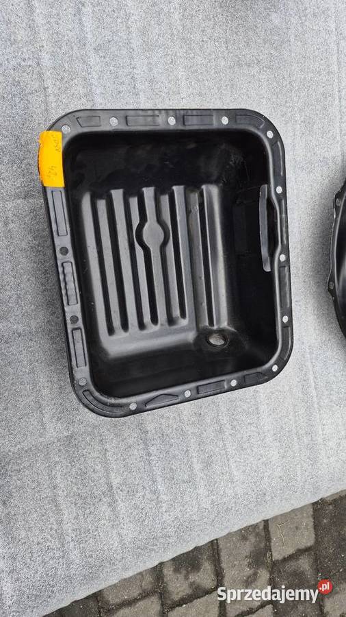 Fiat 126p nowe osłony silnika obudowy termostat Osłony silnika wielkopolskie Środa Wielkopolska sprzedam