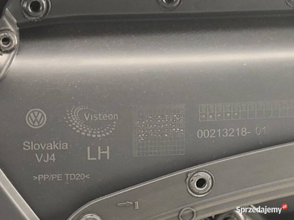 BOCZEK DRZWI LEWY PRZÓD VW CADDY IV Inny osobowe Tapicerki samochodowe