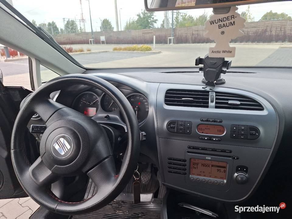 Seat Leon 2007 16 MPI LPG bogato wyposażony Rok produkcji 2007 Tłuszcz