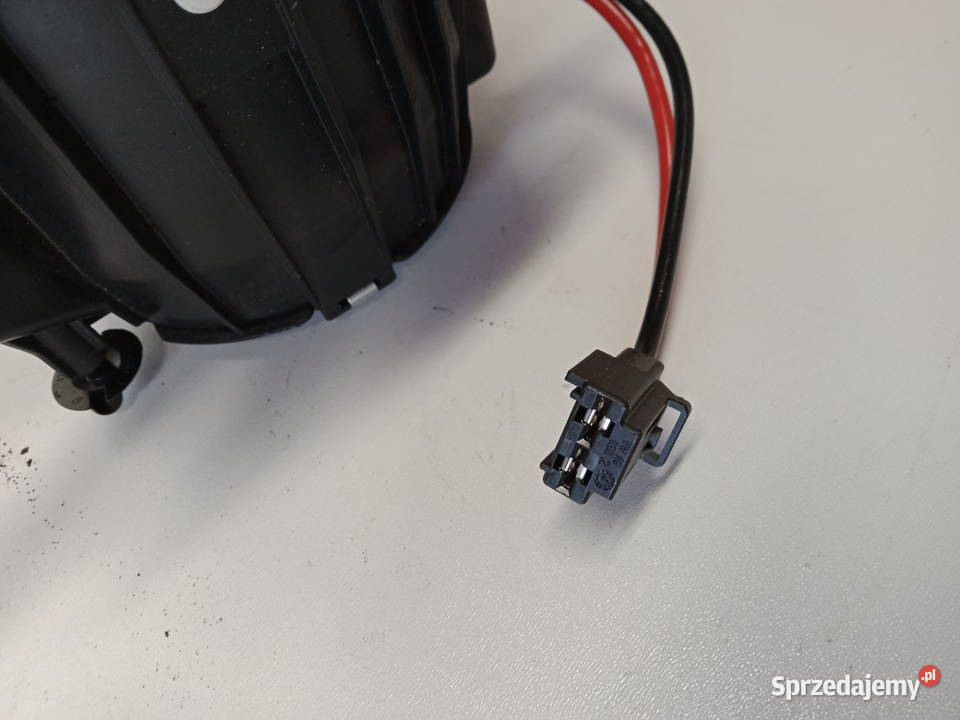 WENTYLATOR DMUCHAWA AUDI A4 A5 X6553 X6552 Rakoniewice