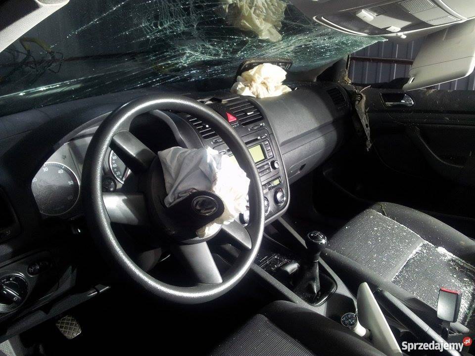 VW GOLF V USZKODZONY 2004r 19 TDI radio / CD Jasło