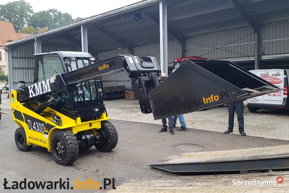Teleskopowy wózek widłowy KMM TL430D - Yanmar - udżwig 3T/4m