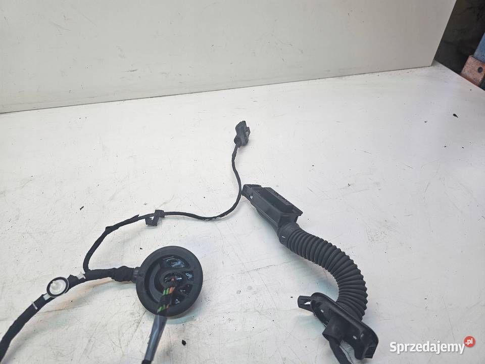 WIĄZKA DRZWI LEWY PRAWY TYŁ AUDI A3 8V SEDAN Materiały instalacyjne sprzedam