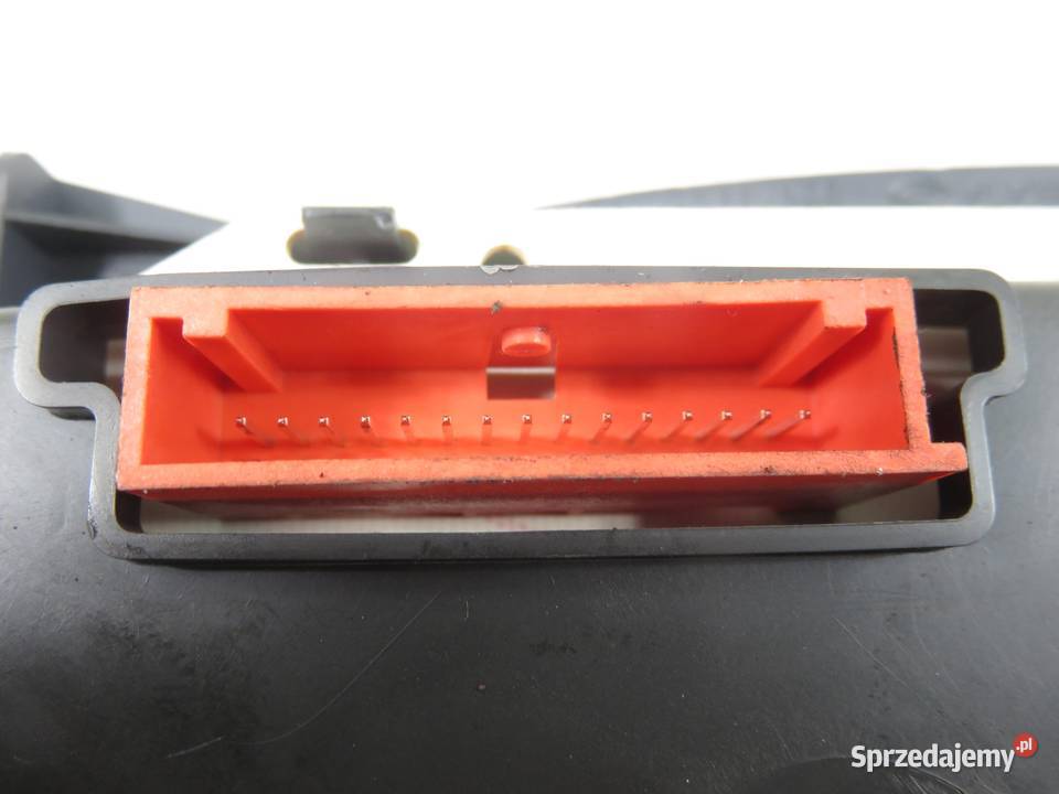 LICZNIK RENAULT CLIO II 12 8V 8200332247