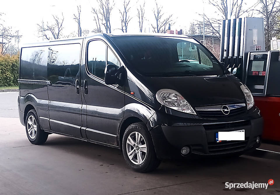 Opel Vivaro 25 CDTI 2009 L2H1 ciężarowy faktura łódzkie Łódź