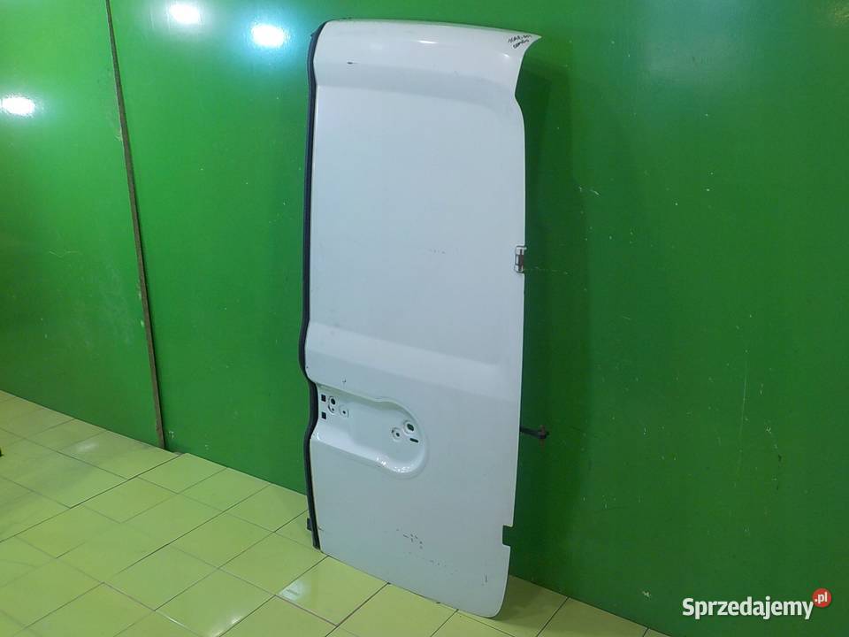 OPEL COMBO D 13 CDTI 16r L1H1 drzwi prawe tyl