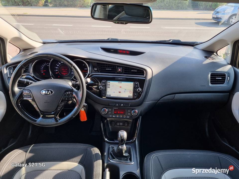 Kia Ceed II 16 GDI 135 nawigacja kamera alufelgi Cee'd mazowieckie Płońsk sprzedam