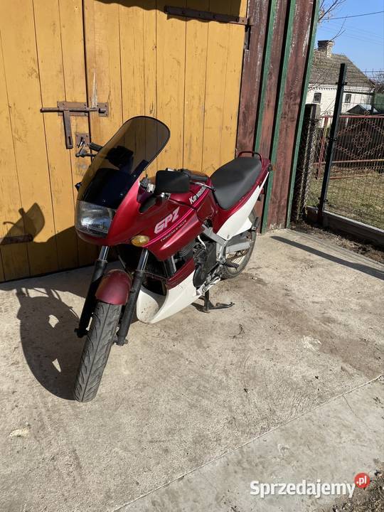 Kawasaki GPZ500 łańcuch