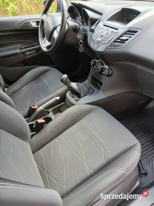 Ford Fiesta Gold X 125 benzyna 82 2016r Salon Radziejów