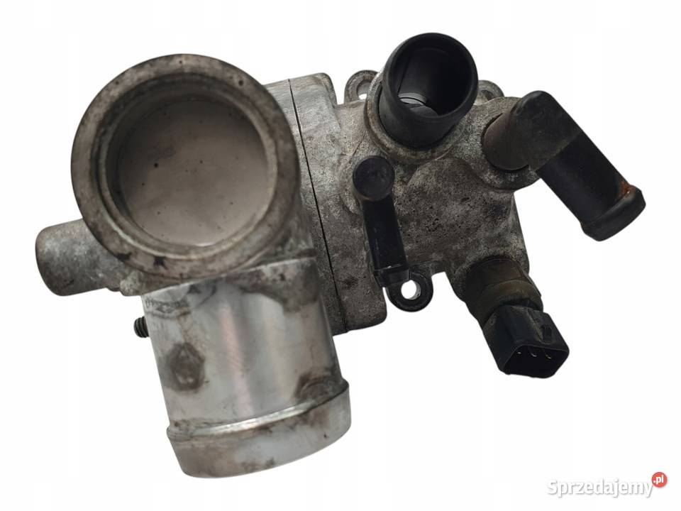 OBUDOWA TERMOSTATU KIA CEED I HYUNDAI I30 16 osobowe