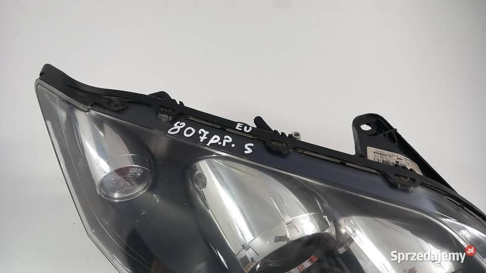RENAULT LAGUNA III GT LAMPA PRZÓD PRAWA EU Zbierkowo